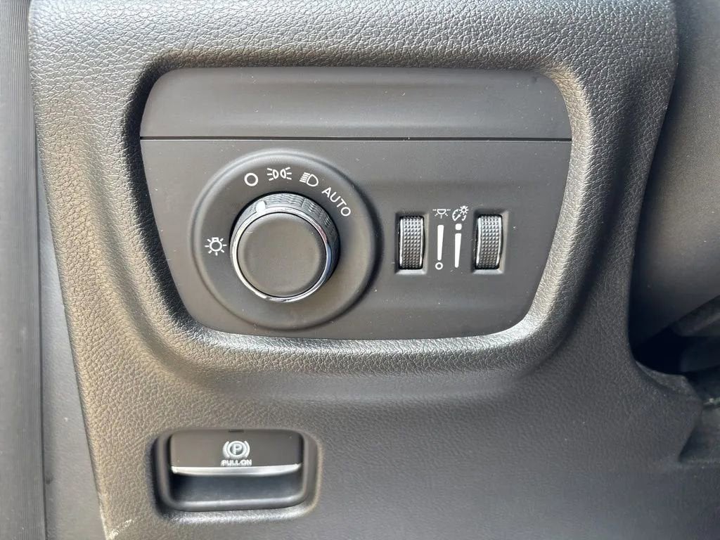 2021 Jeep Grand Cherokee L Altitude
