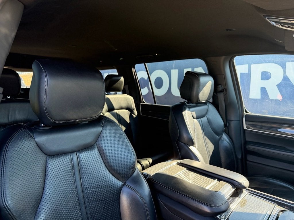 2022 Jeep Wagoneer Series II