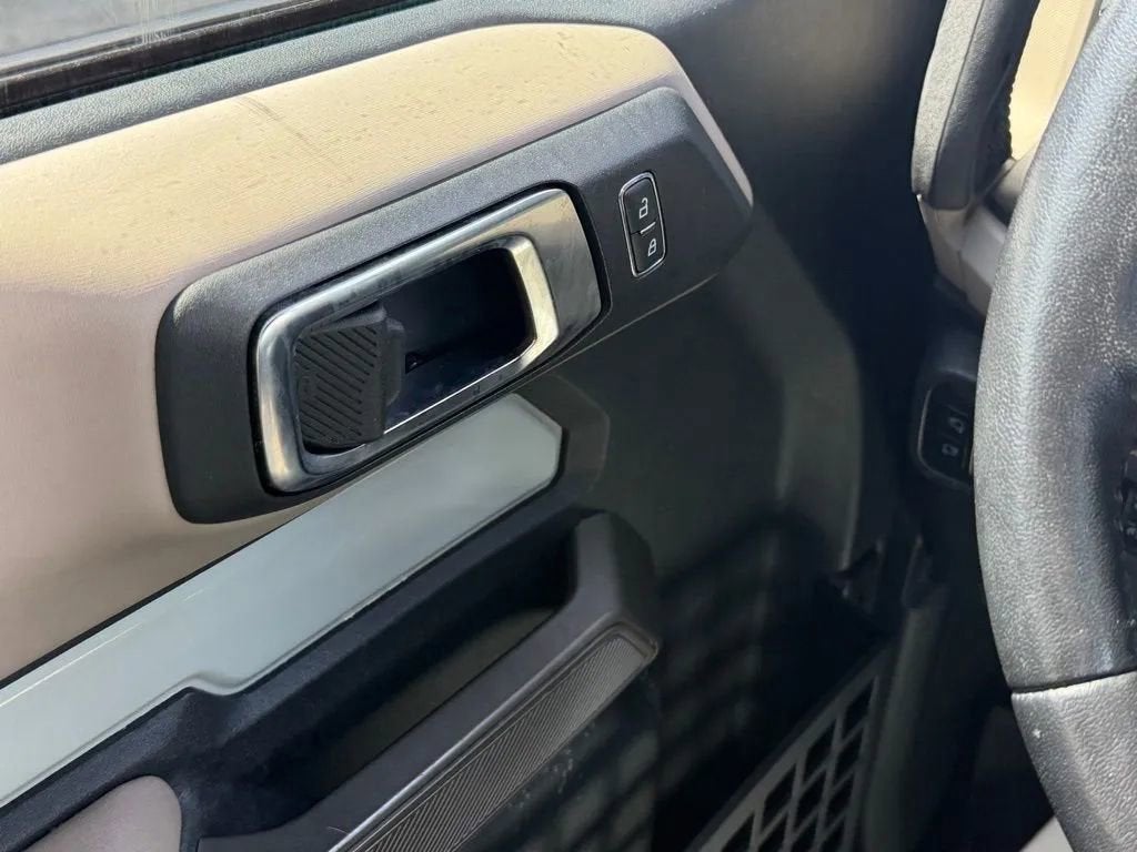 2021 Ford Bronco Base