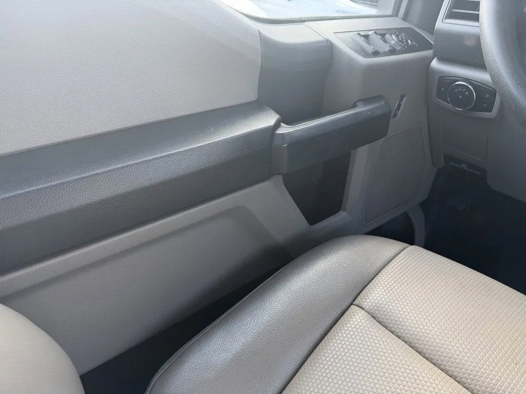 2022 Ford Super Duty F-350 SRW XL