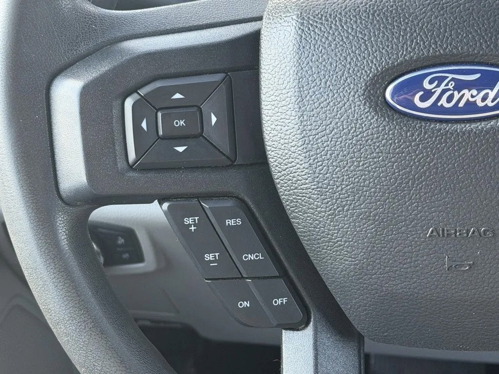 2022 Ford Super Duty F-350 SRW XL