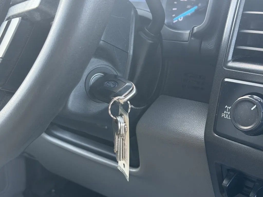 2022 Ford Super Duty F-350 SRW XL