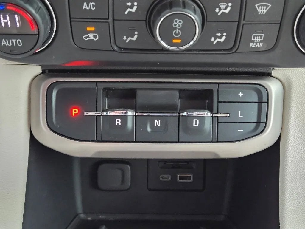 2020 GMC Acadia Denali