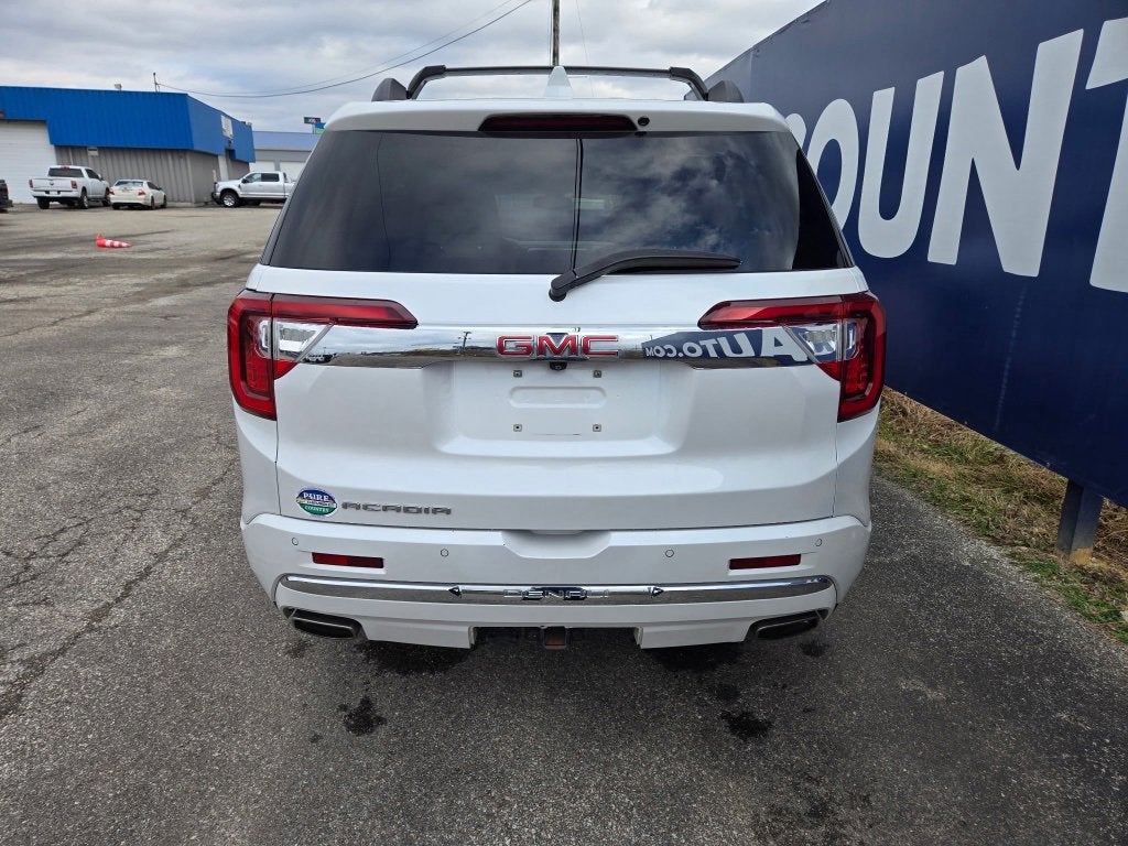 2020 GMC Acadia Denali