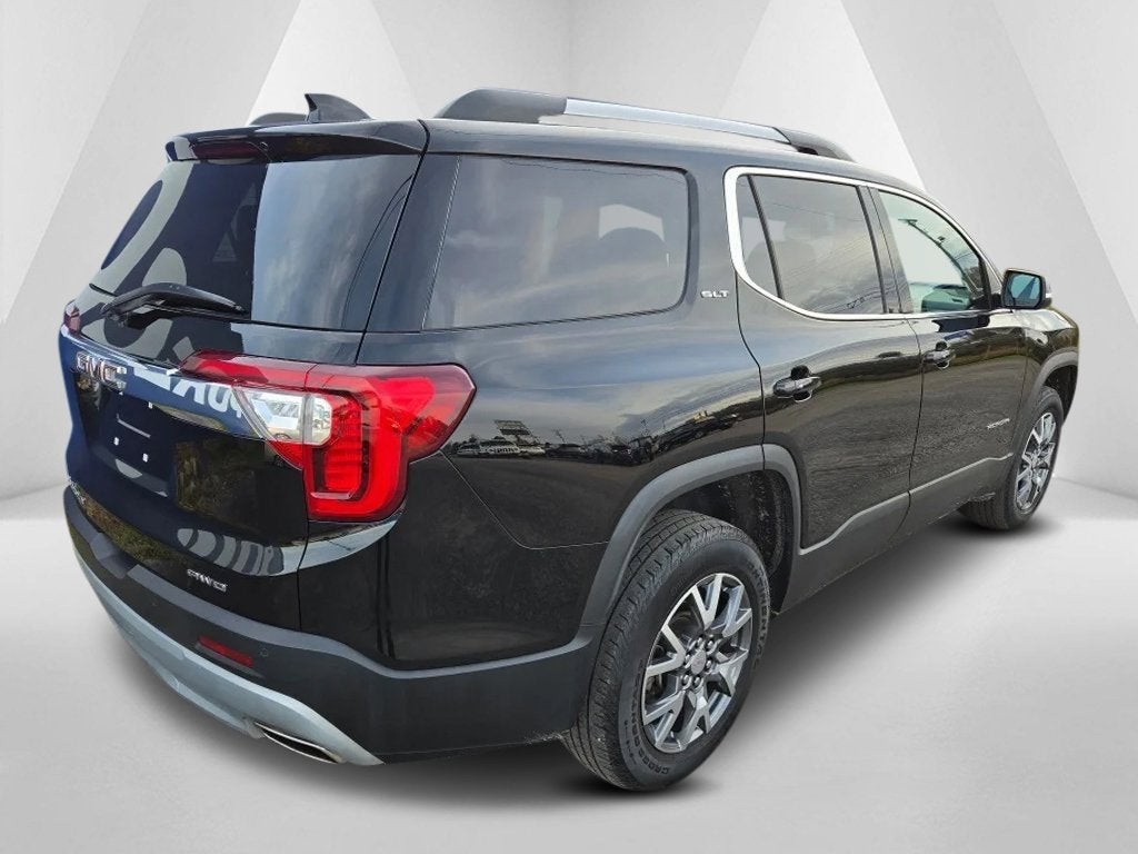 2022 GMC Acadia SLT