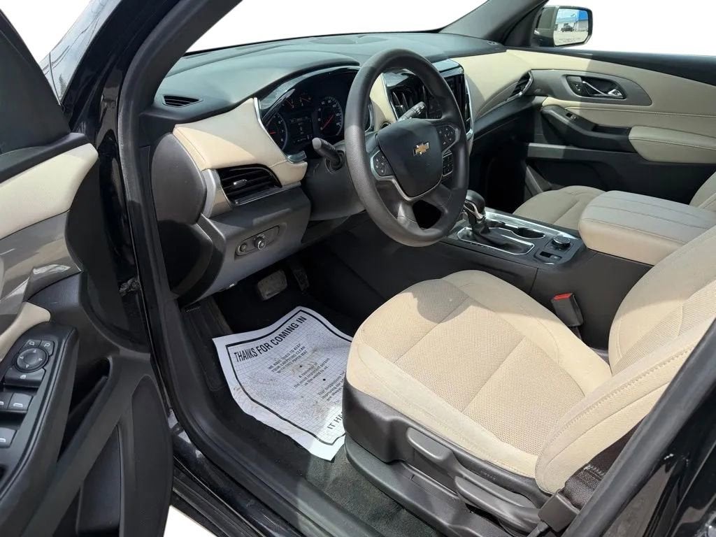 2023 Chevrolet Traverse LS