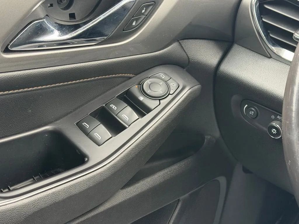 2018 Chevrolet Traverse LT Leather