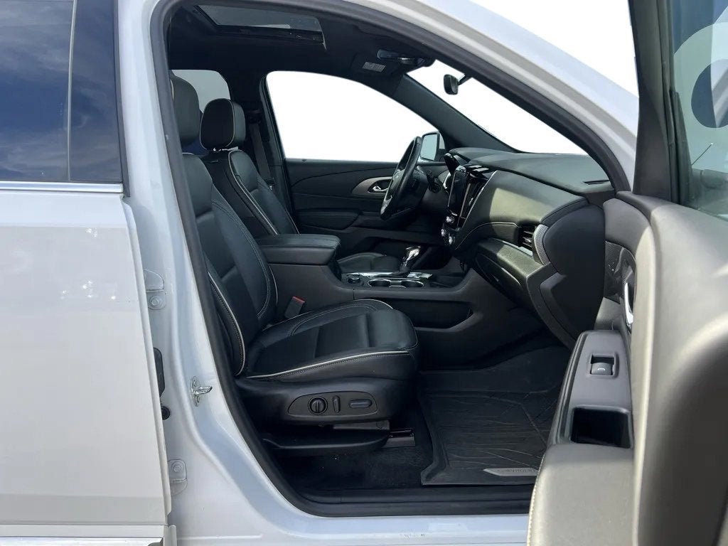 2022 Chevrolet Traverse Premier