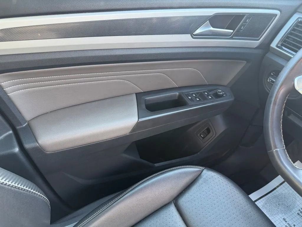 2022 Volkswagen Atlas Cross Sport 2.0T SEL