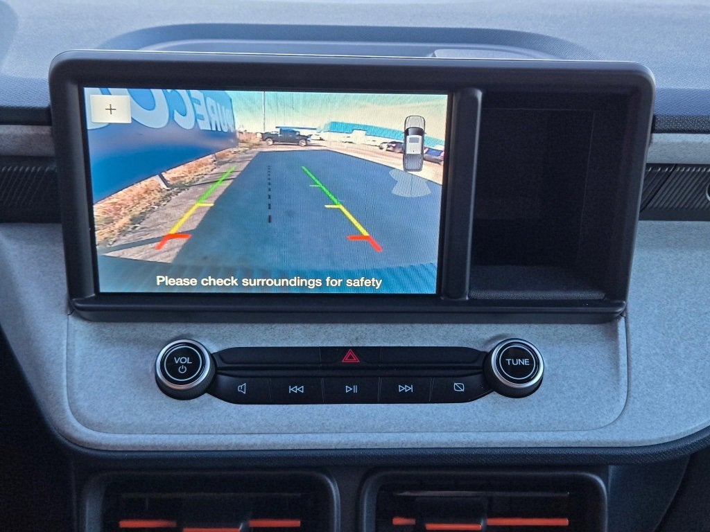 2023 Ford Maverick XL