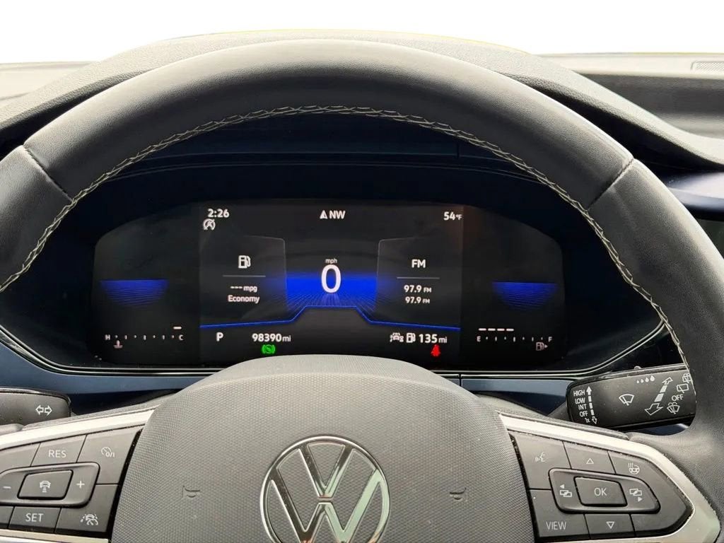 2023 Volkswagen Taos SE
