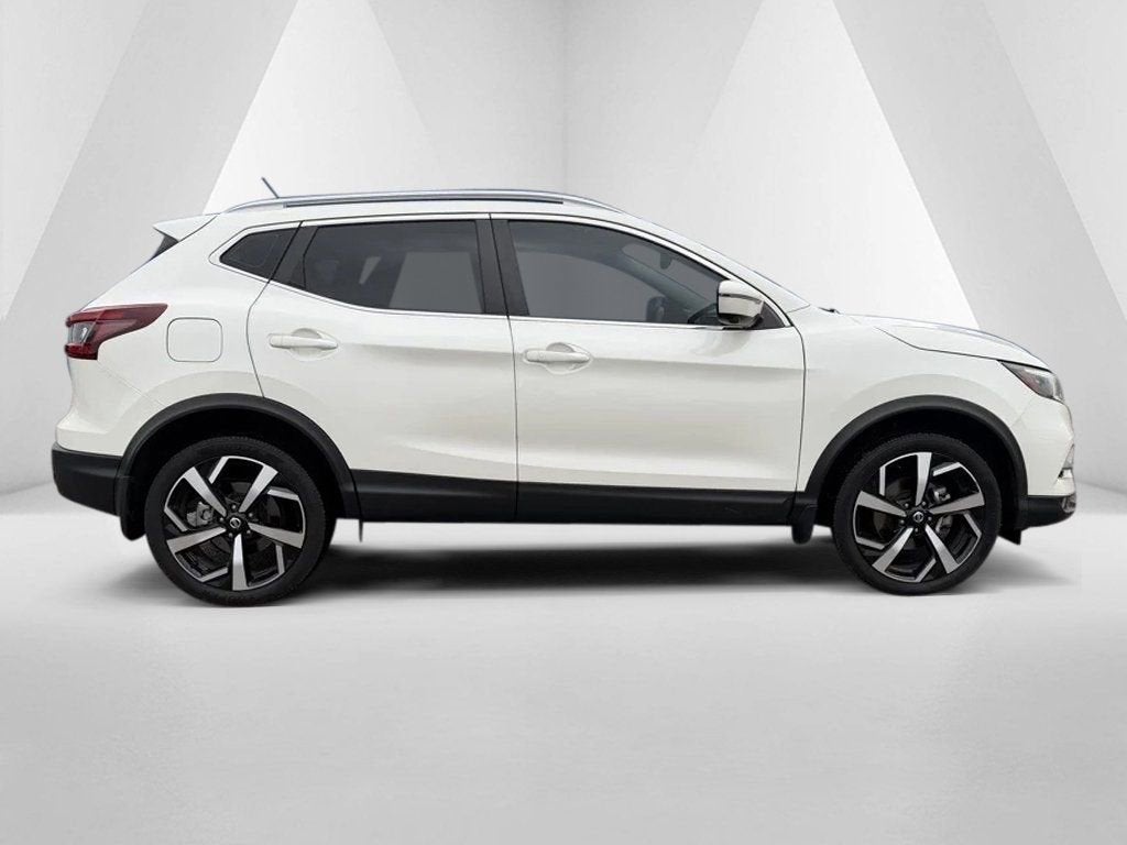 2021 Nissan Rogue Sport SL
