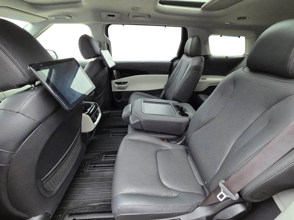 2023 Kia Carnival SX Prestige