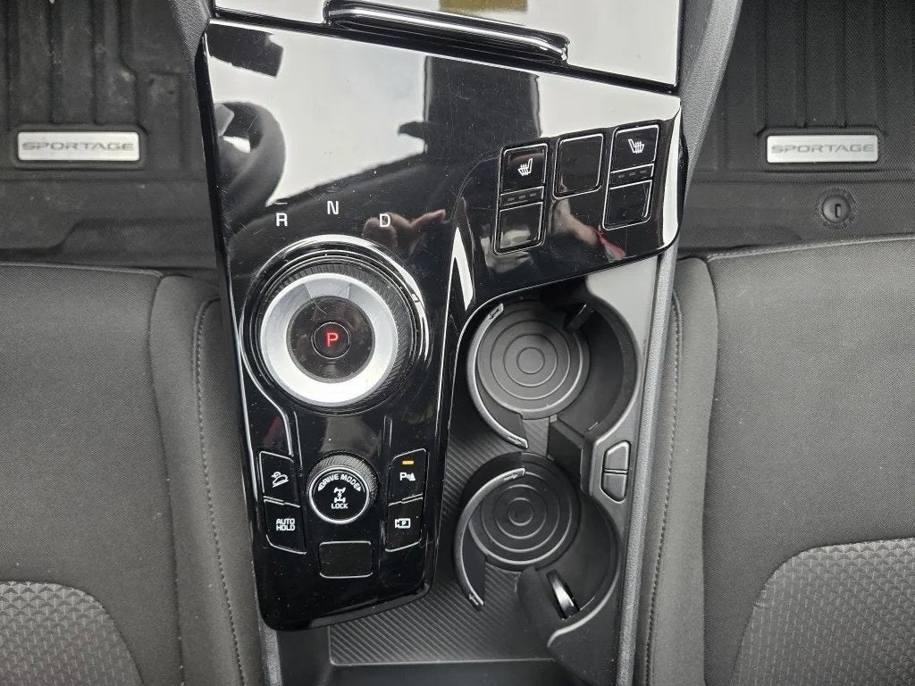 2023 Kia Sportage Hybrid LX